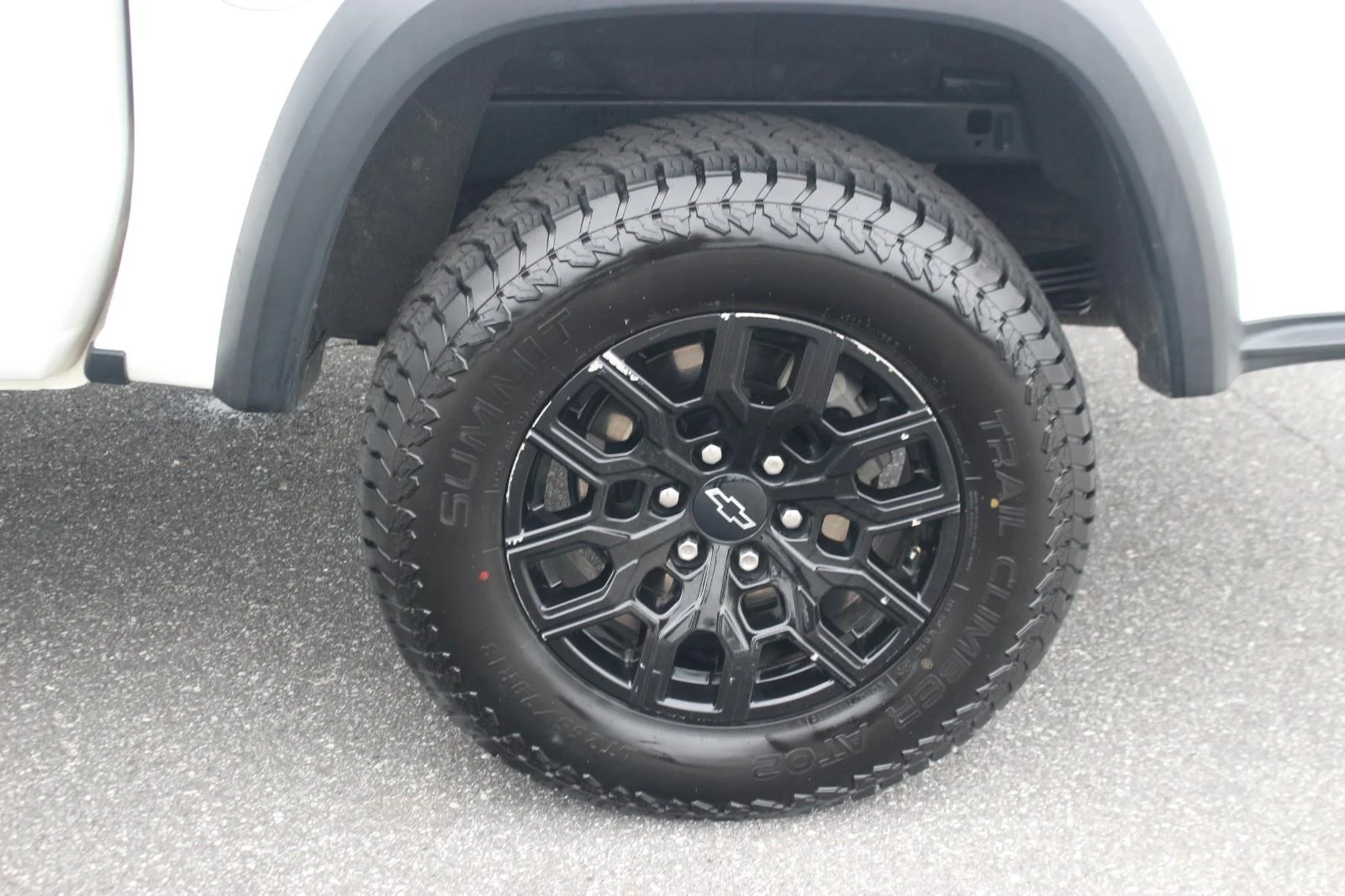 Used 2023 Summit White Chevrolet Trail Boss image 28