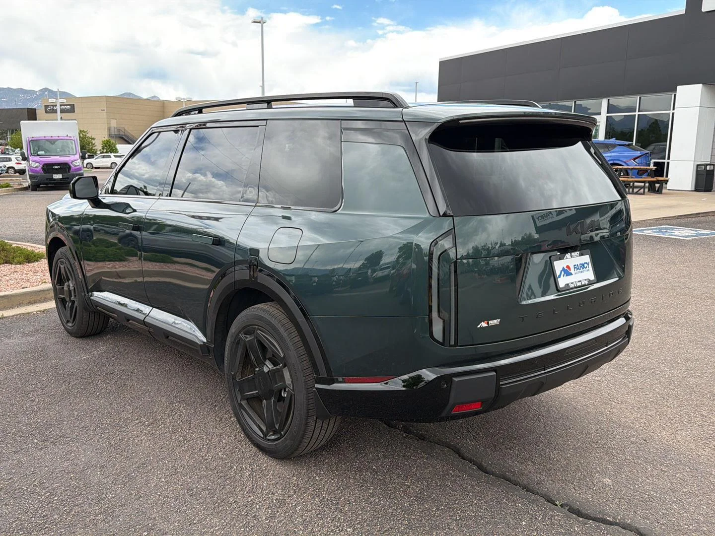 Used 2027 Black Jade Green Kia X-Line EX image 7