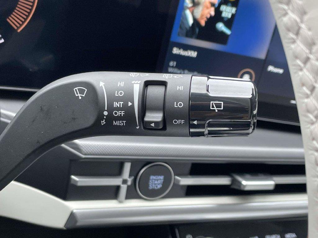 New 2027 Gray Hyundai SE FWD image 23