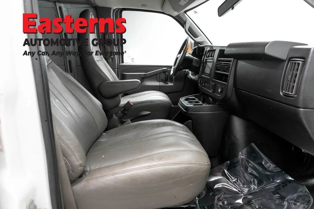 Used 2019 White Chevrolet Work Van image 20