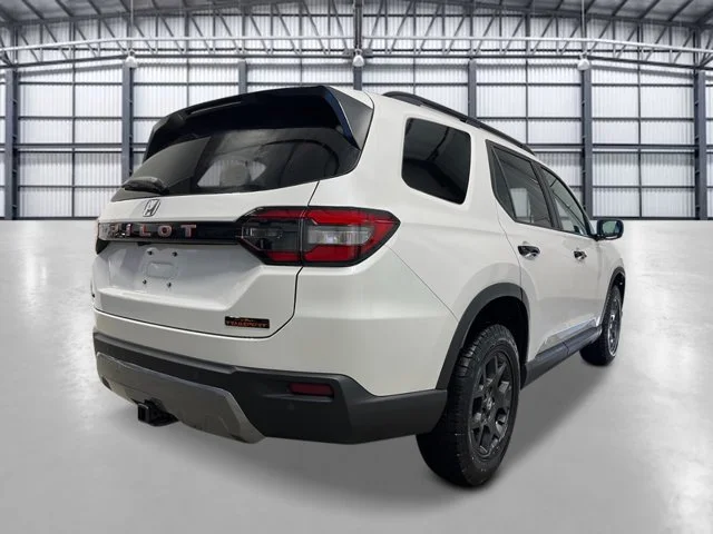 New 2026 Platinum White Pearl Honda TrailSport image 5