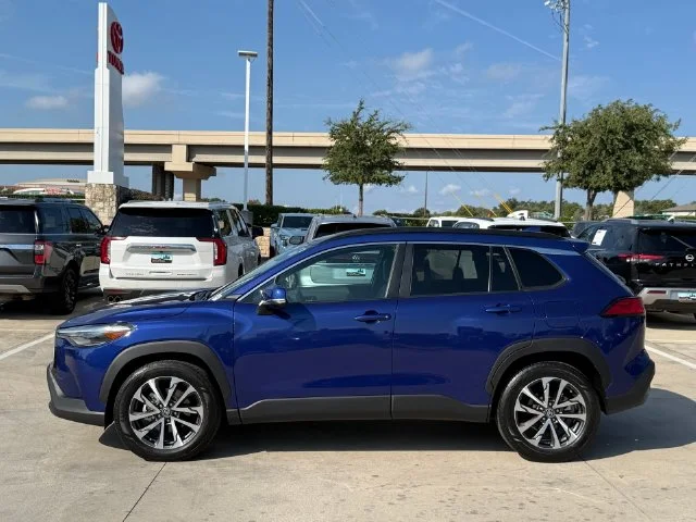 Certified Used 2023 BLUE CRUSH METALLIC Toyota XLE image 7
