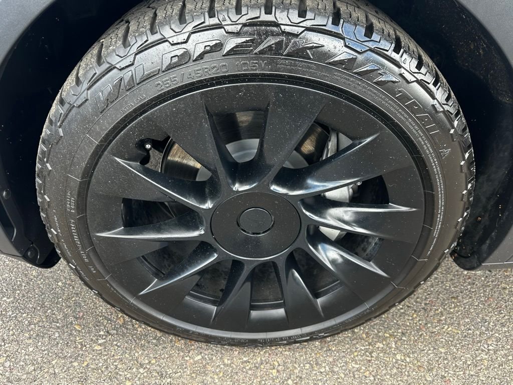 Used 2023 Gray Tesla Long Range image 9