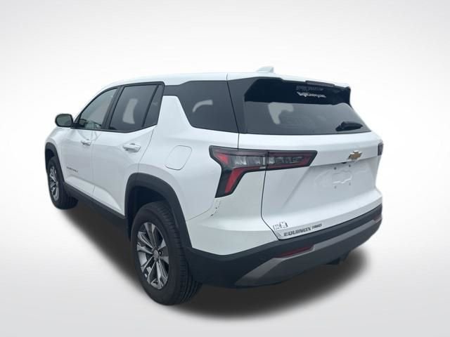 Used 2025 White Chevrolet LT image 3