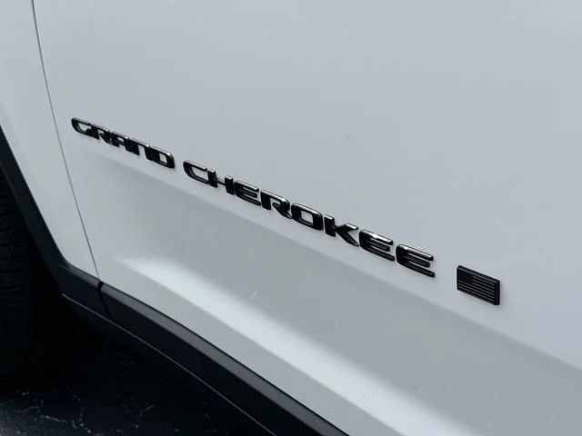 New 2026 Bright White Clearcoat Jeep Limited image 20