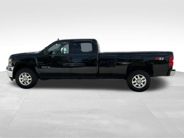Used 2011 Black Chevrolet LTZ image 7