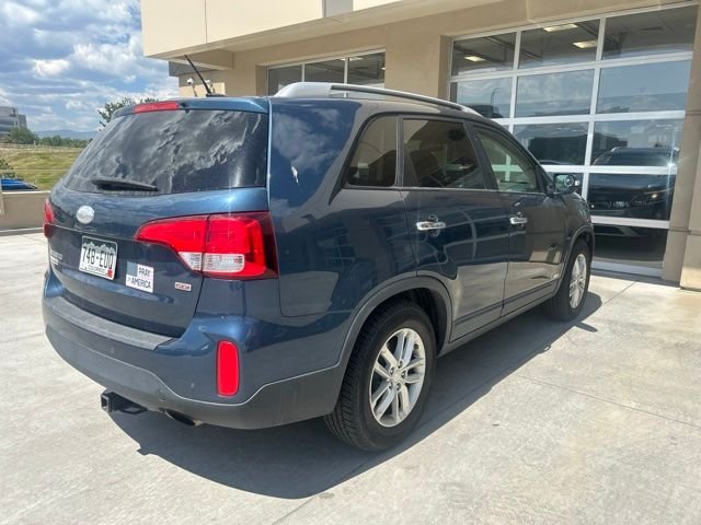 Used 2014 Blue Kia LX image 3