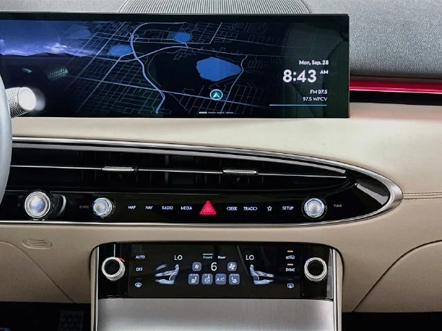 New 2027 Black Genesis 2.5T Select image 16