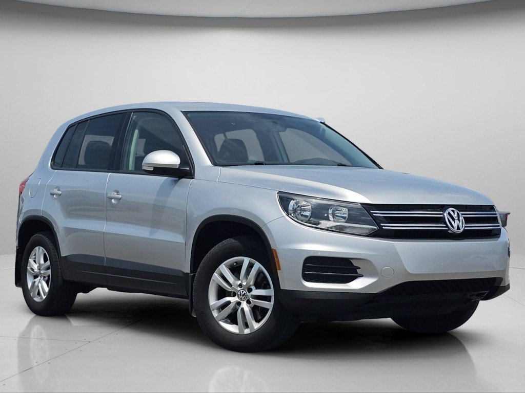 Used 2013 Volkswagen Tiguan S with VIN WVGBV7AX9DW545594 for sale in Bountiful, UT
