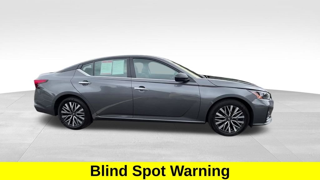 Used 2025 Gray Nissan 2.5 SV image 13