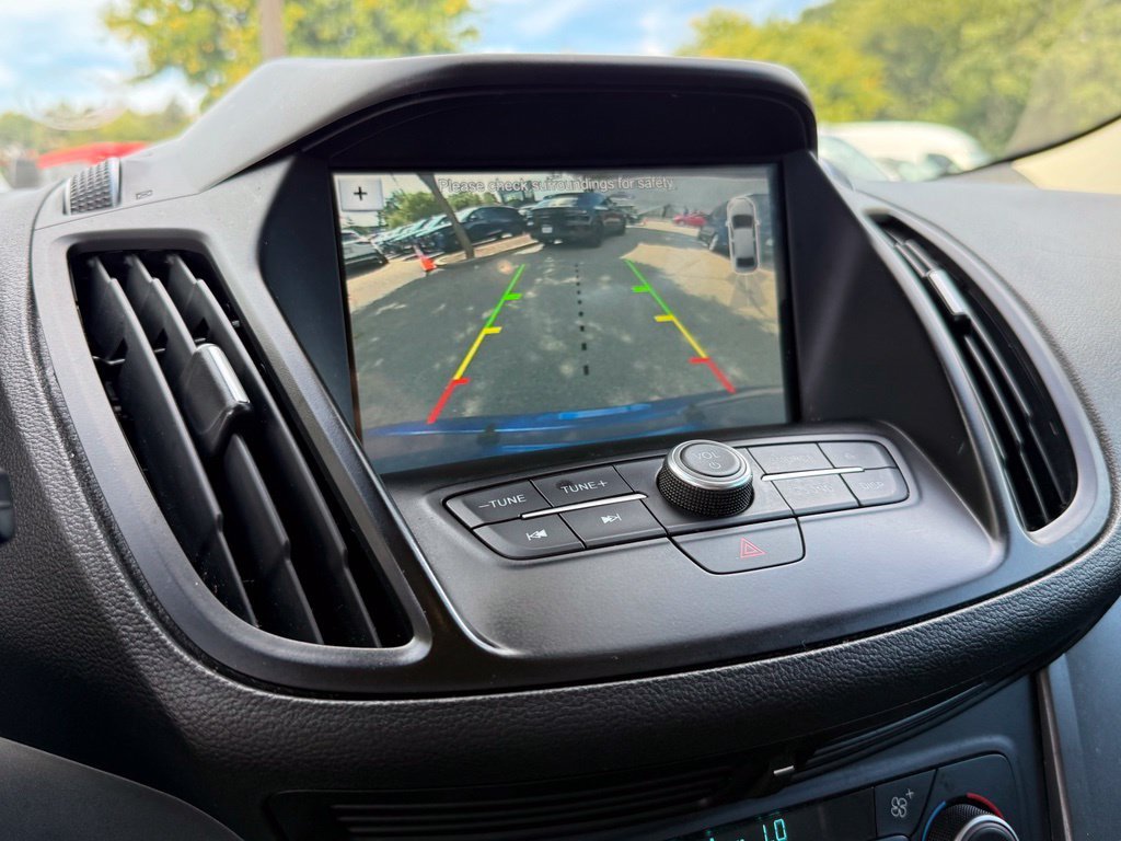 Used 2018 Blue Ford SEL image 16