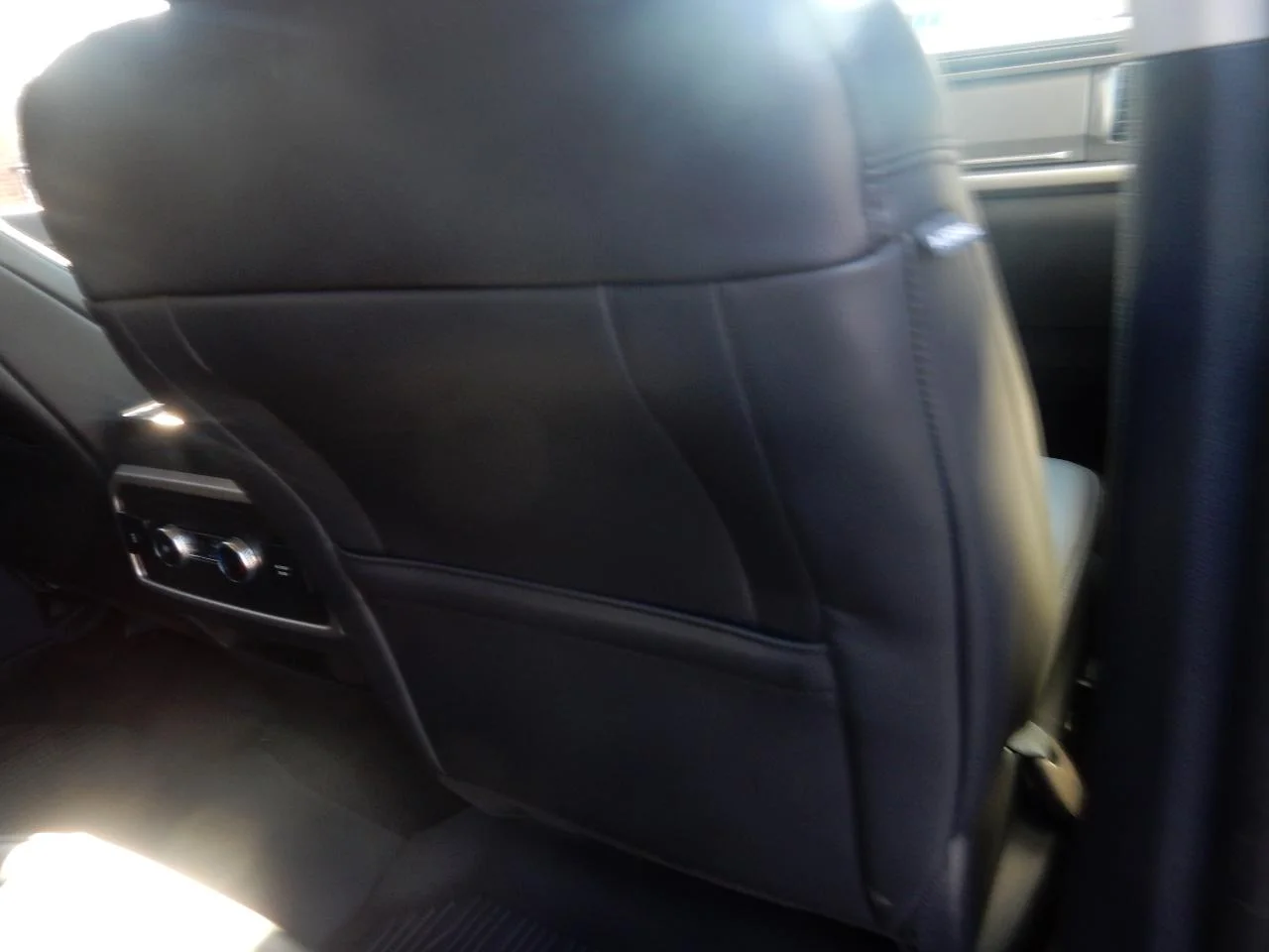 New 2022 Black Ford XLT 4X2 image 14
