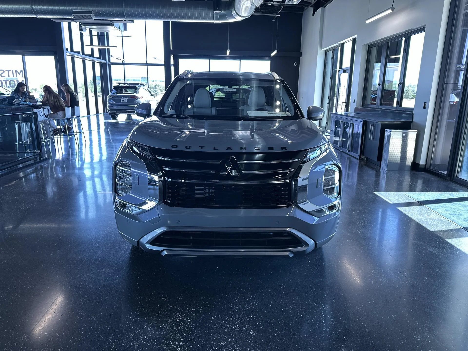 New 2026 Moonstone Gray Metallic Mitsubishi SEL image 3