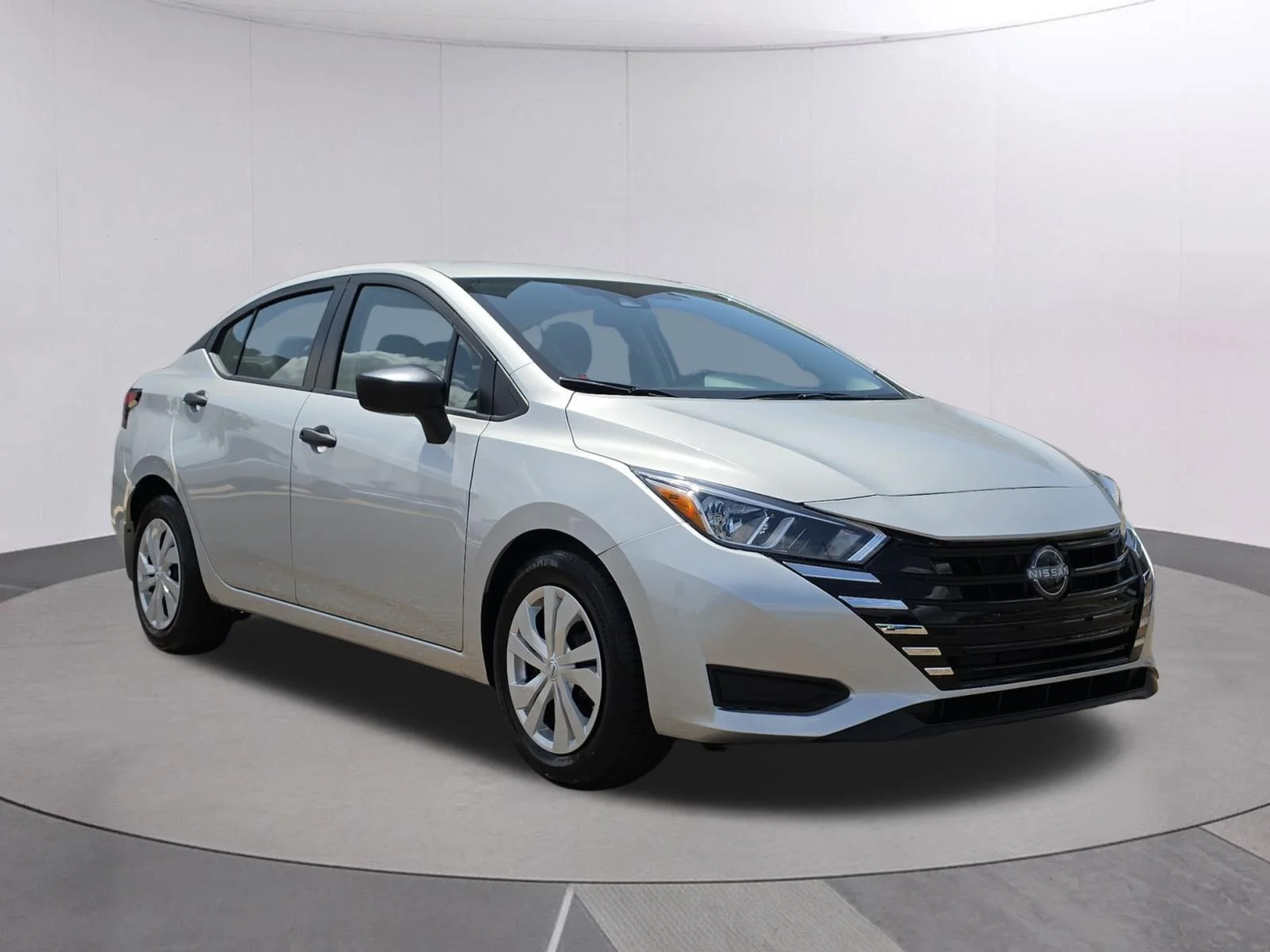 Used 2023 Brilliant Silver Metallic Nissan S image 7
