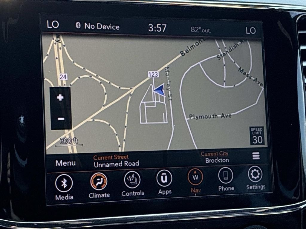 Used 2021 White Jeep Laredo X image 34