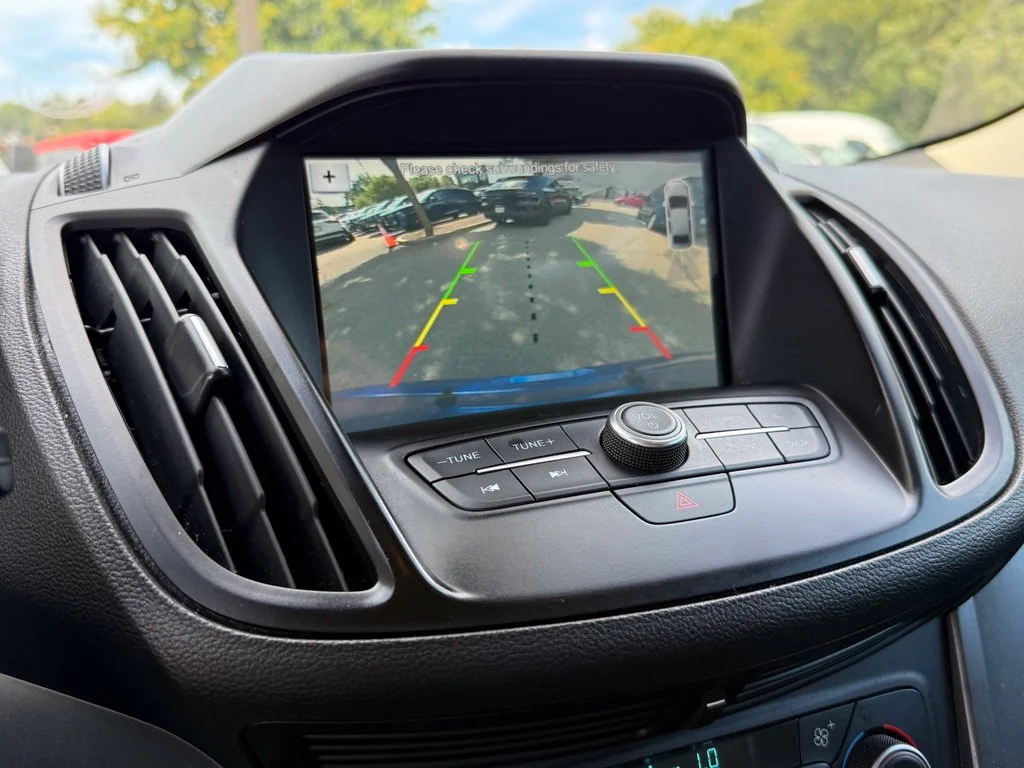 Used 2018 Lightning Blue Metallic Ford SEL image 16