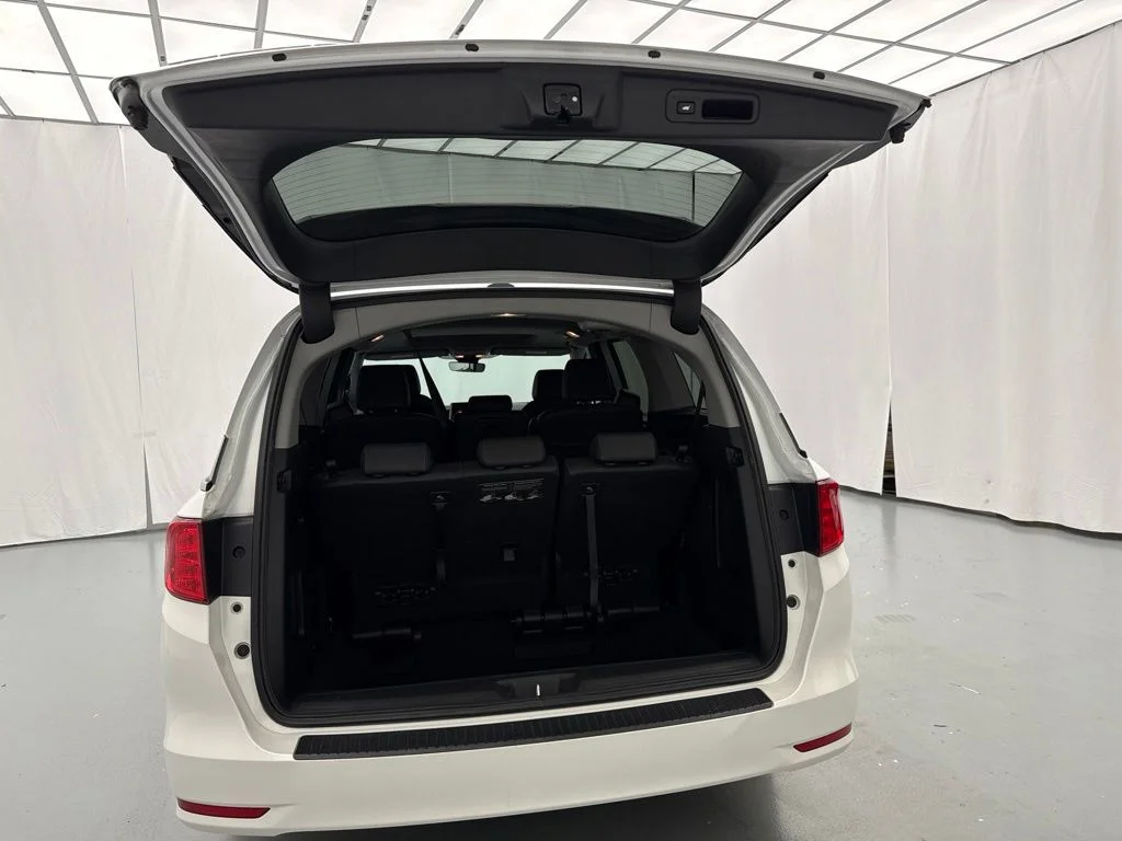 Used 2024  Honda EX-L image 10