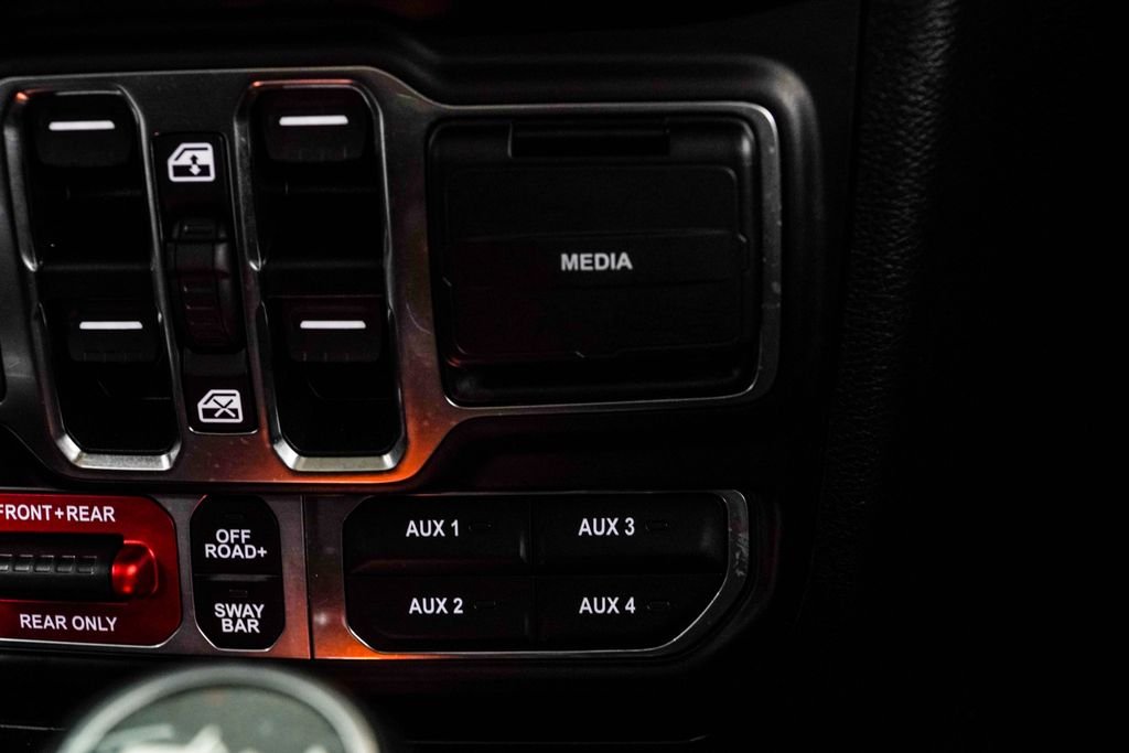 Used 2021 Black Jeep Unlimited Rubicon 392 image 27
