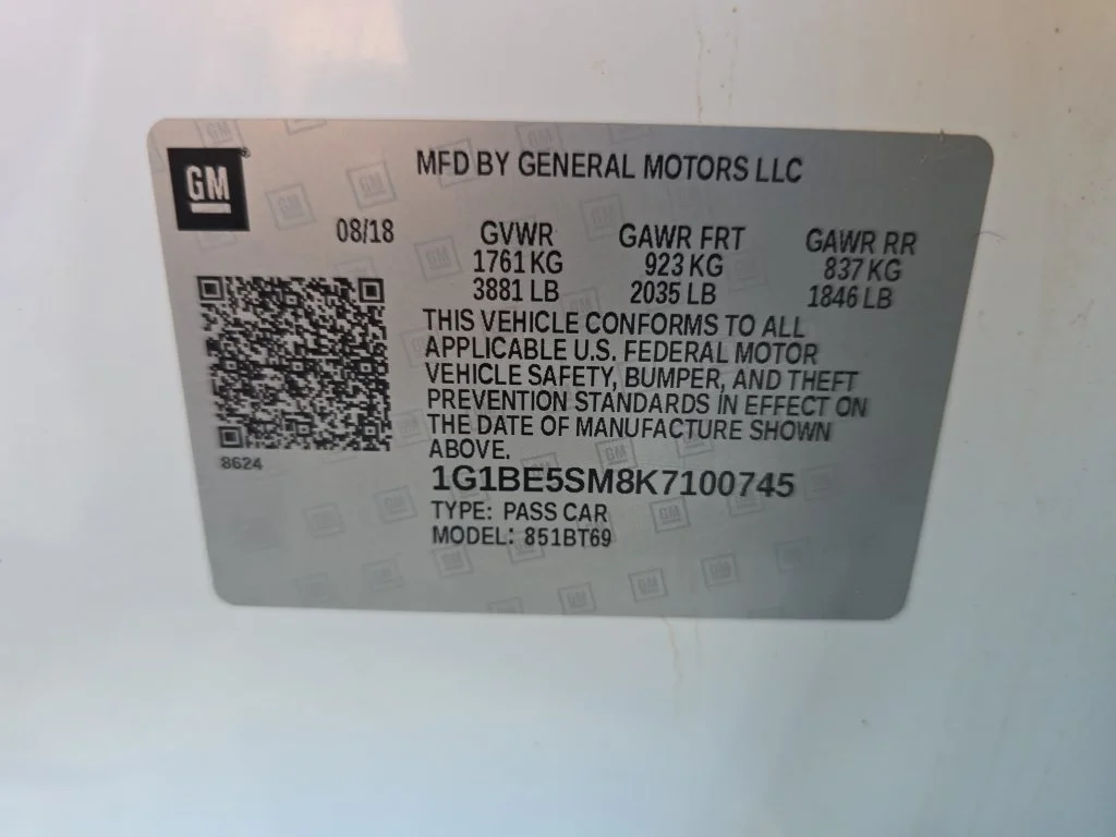 Used 2019 SUMMIT WHITE Chevrolet LT image 34