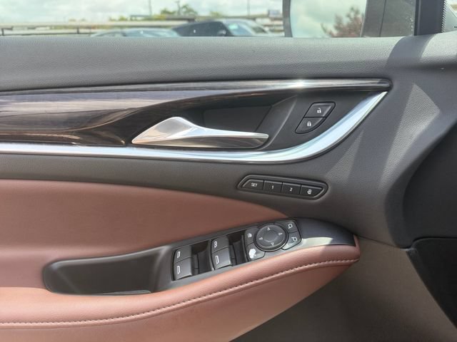 Used 2020 CHAMPAGNE GOLD METALLIC Buick Avenir image 4