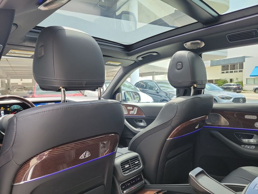 Certified Used 2023 Silver Mercedes-Benz Maybach GLS 600 image 14