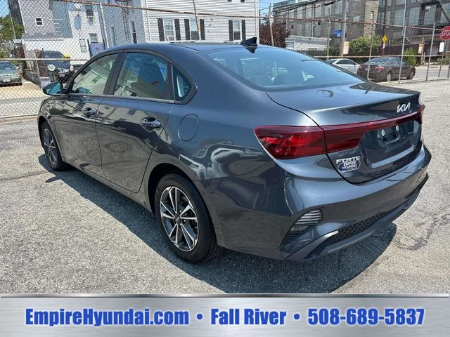 Used 2024 Gray Kia LXS image 3