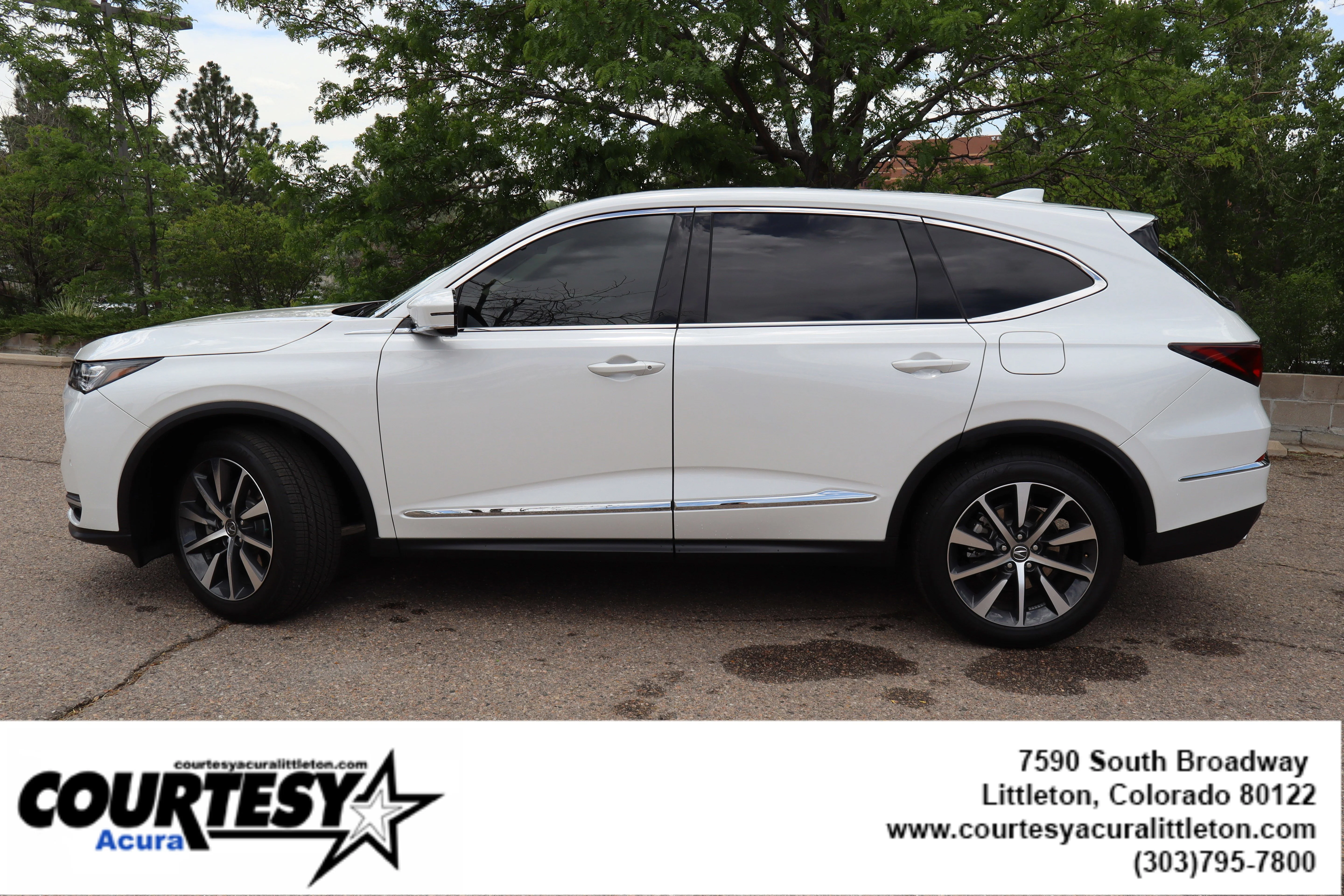 Certified Used 2026 Platinum White Pearl Acura SH-AWD with Technology Package image 3