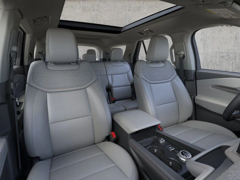 New 2026 Space White Metallic Ford Active image 11