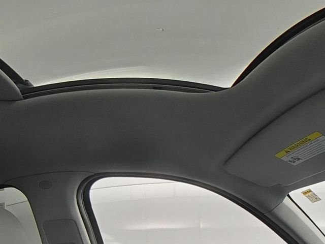 Used 2023 White Hyundai SEL image 41