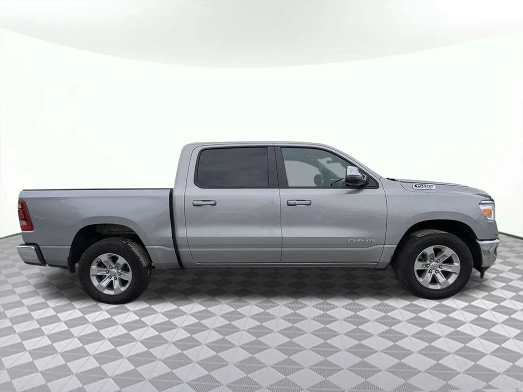 Used 2024 Silver Ram Laramie image 3