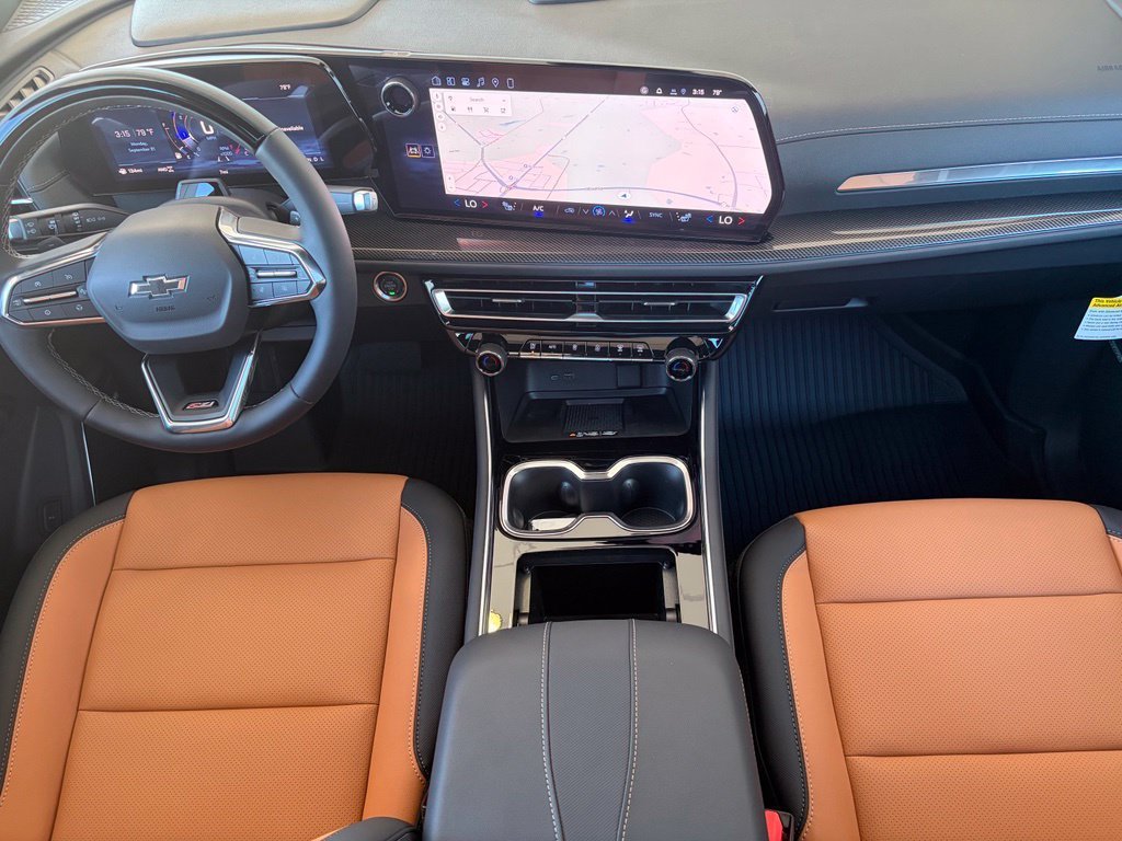 2027 Chevrolet Traverse Z71 - Photo 23