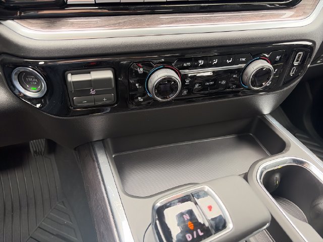 2026 Chevrolet Silverado 1500 LTZ - Photo 21