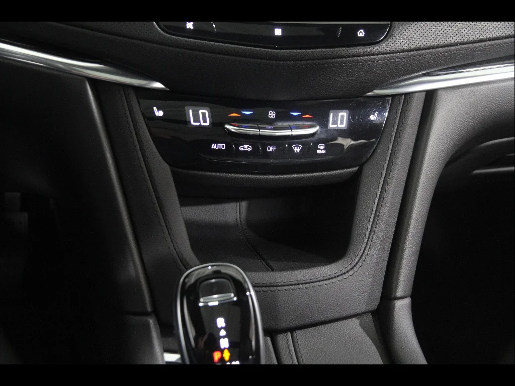 Used 2020 Satin Steel Metallic Cadillac Premium Luxury image 14