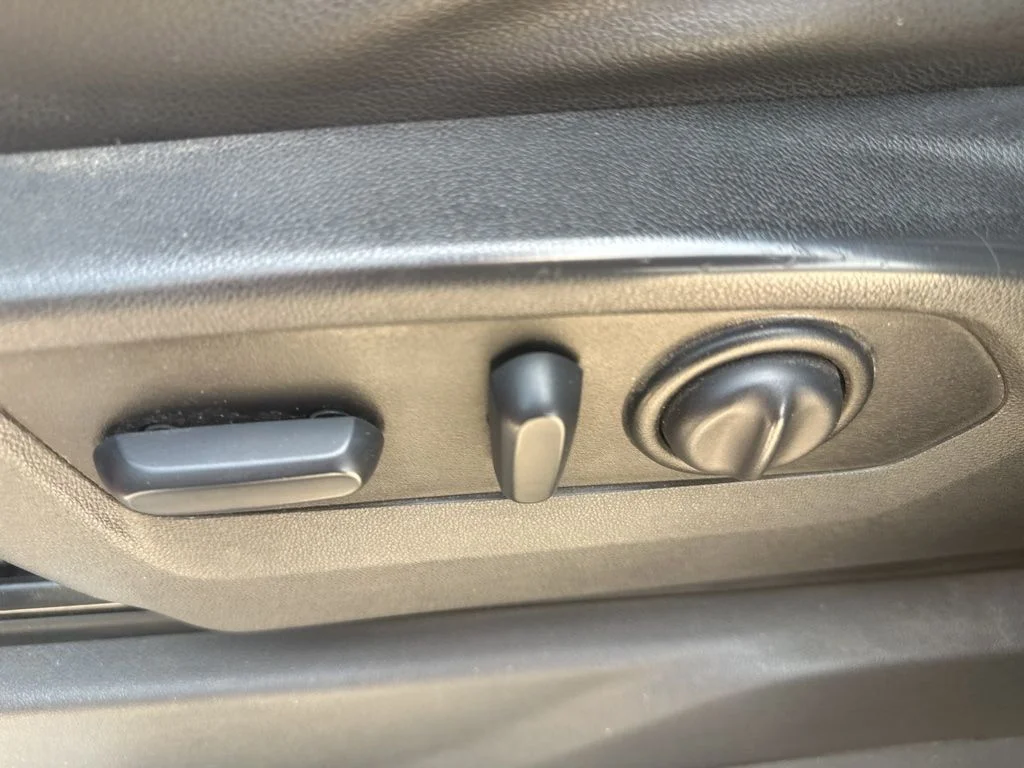 Used 2022 Red Chevrolet LTZ image 5