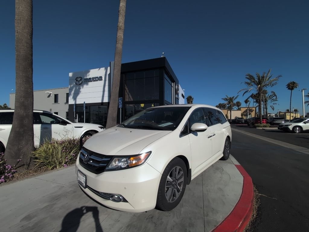 2016 Honda Odyssey Touring Elite's photo