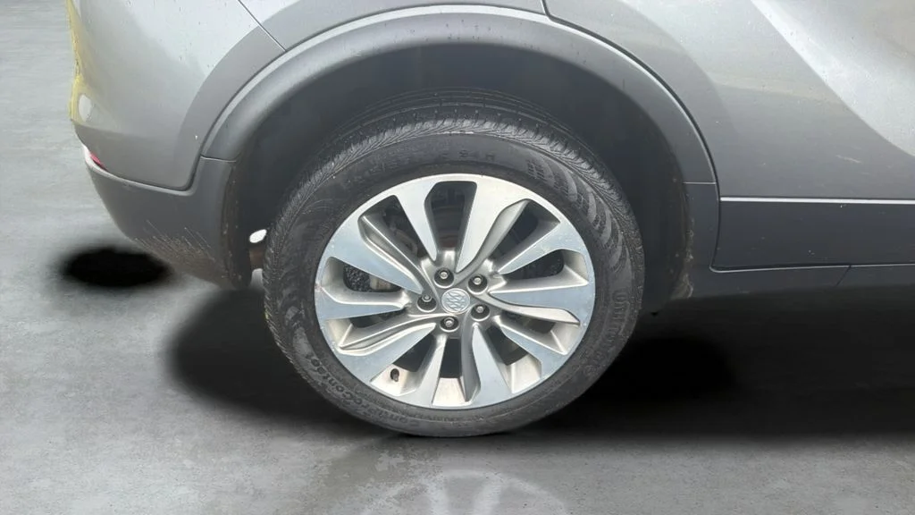 Used 2019 Gray Buick Preferred image 18