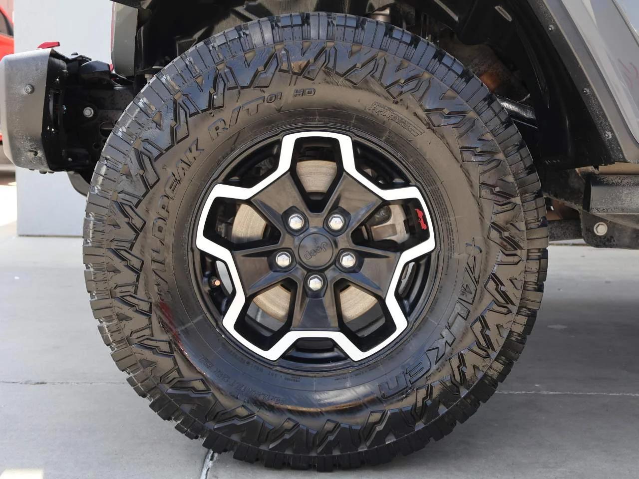 Used 2020 Sting-Gray Clear Coat Jeep Rubicon Crew Cab image 6