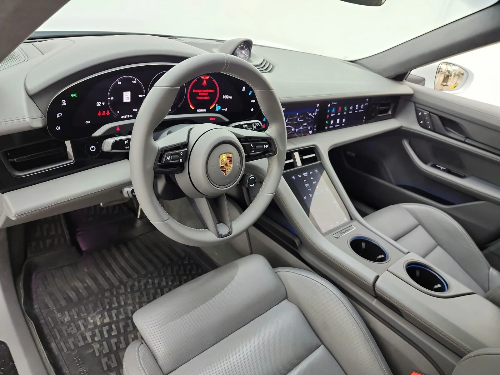 Used 2022 Carrara White Metallic Porsche GTS Sport Turismo AWD image 9