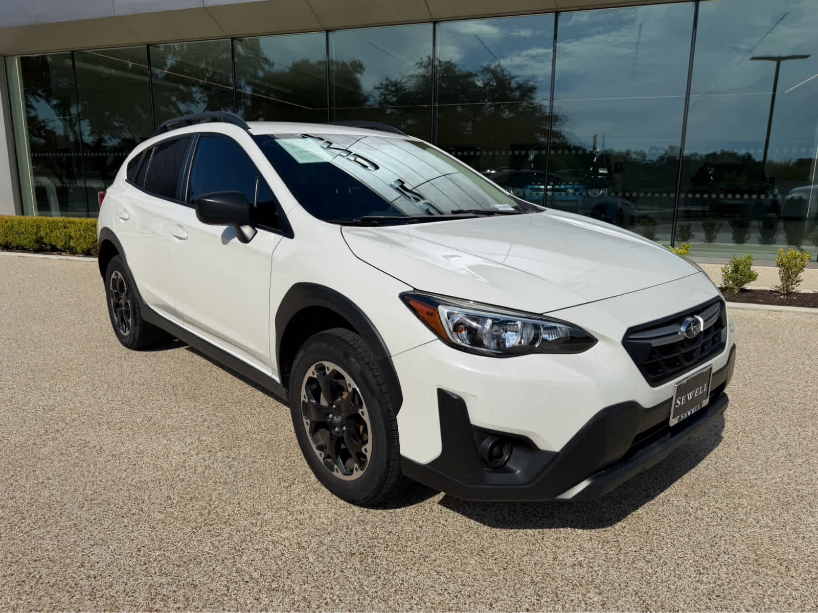 Used 2021 Crystal White Pearl Subaru  image 3