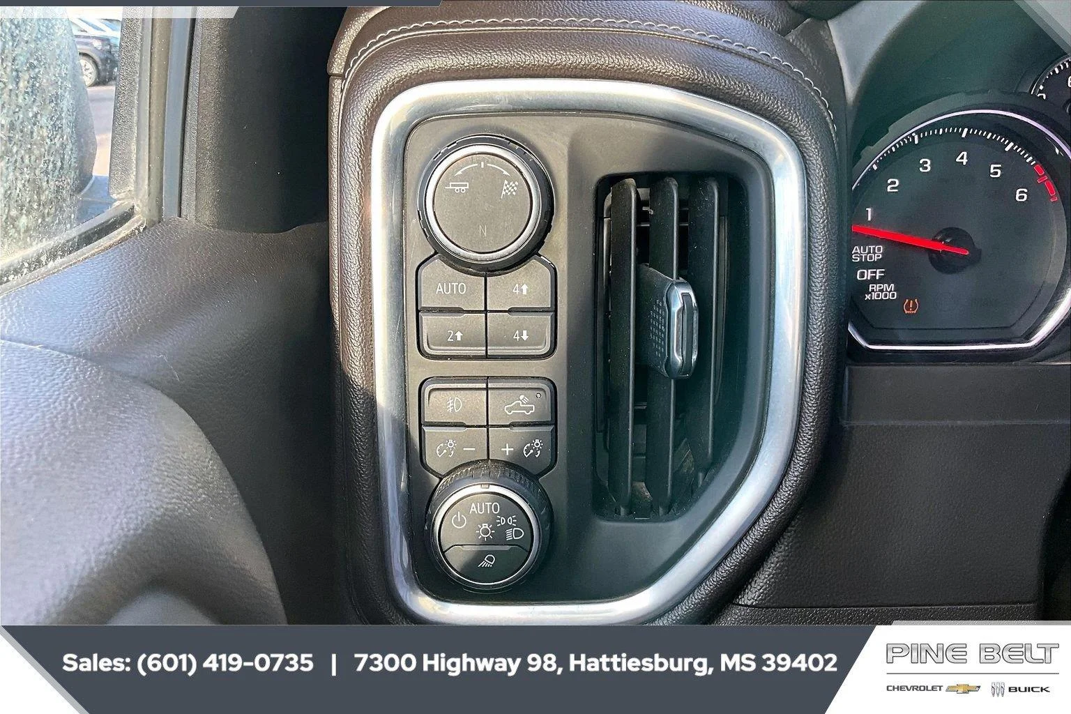 Used 2019 NORTHSKY BLUE METALLIC Chevrolet LTZ image 23