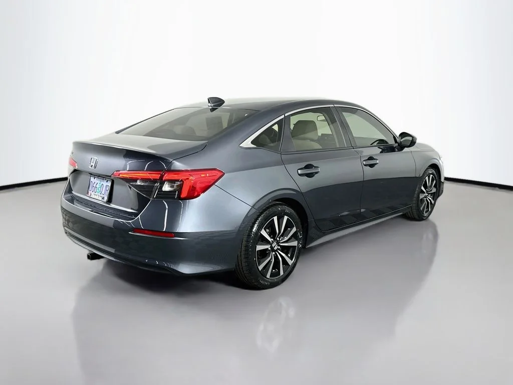 Used 2022 Gray Honda EX image 8