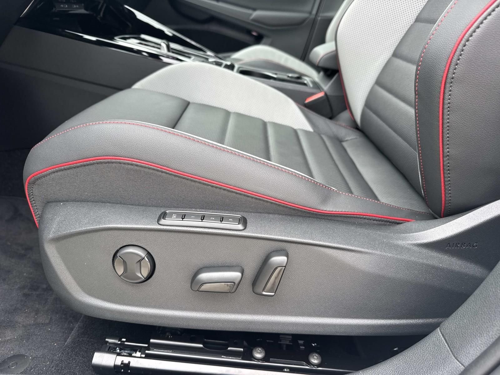New 2026 White Volkswagen Autobahn image 10