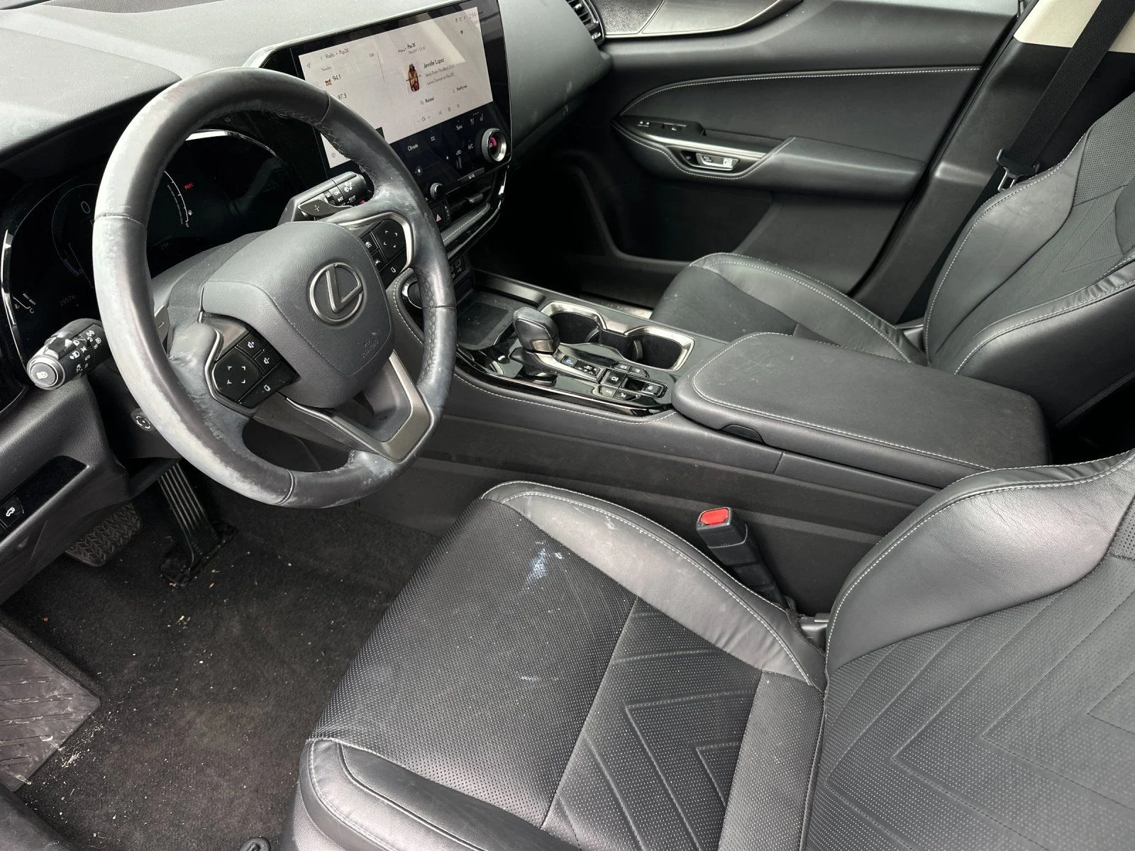 Used 2023 Gray Lexus 350 Luxury image 9