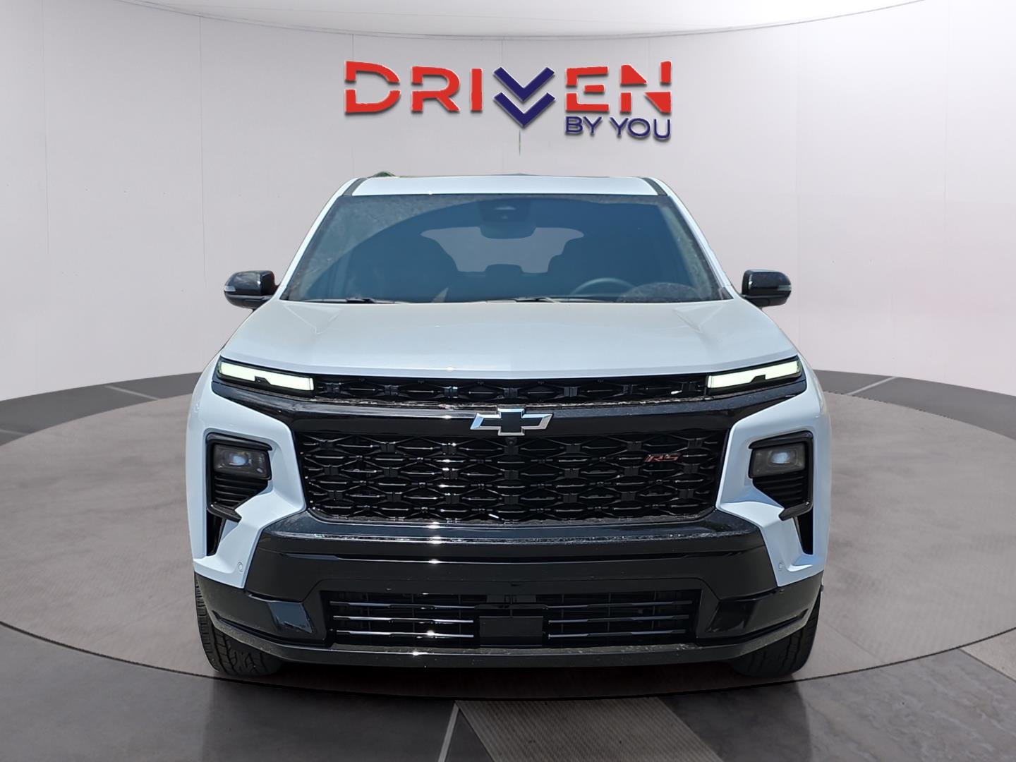 New 2026 Polar White Tricoat Chevrolet RS image 9
