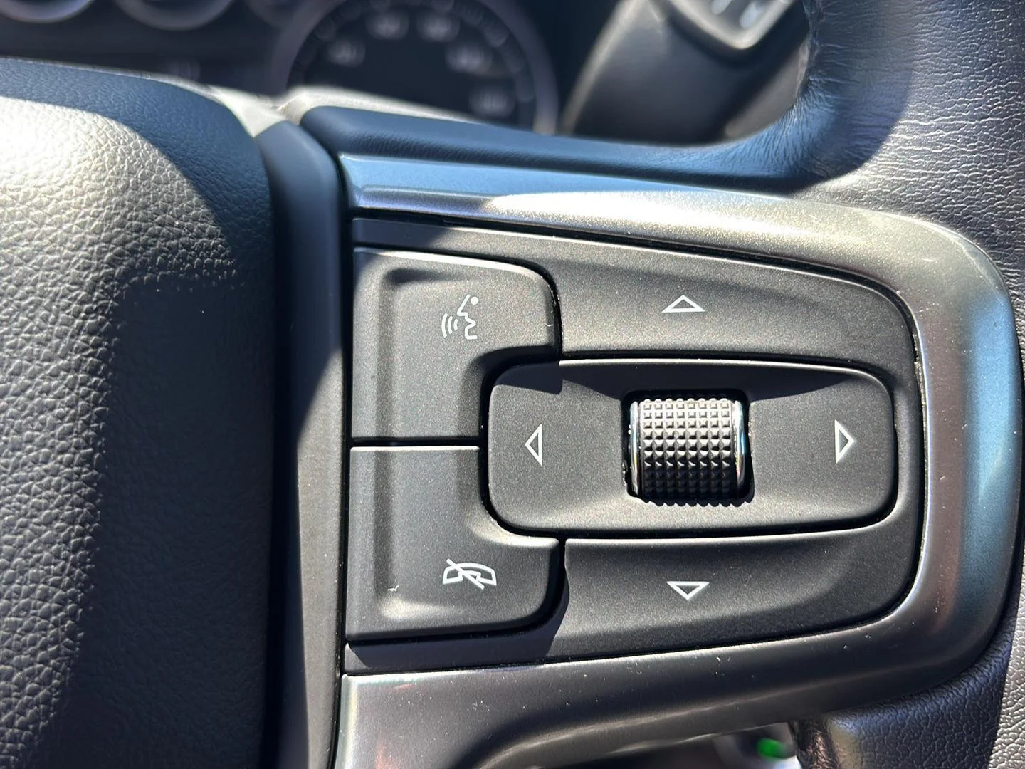 Used 2021 Northsky Blue Metallic Chevrolet LT Trail Boss image 21