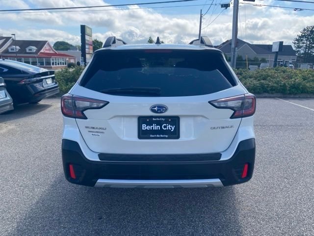 Used 2022 Crystal White Pearl Subaru Limited image 30