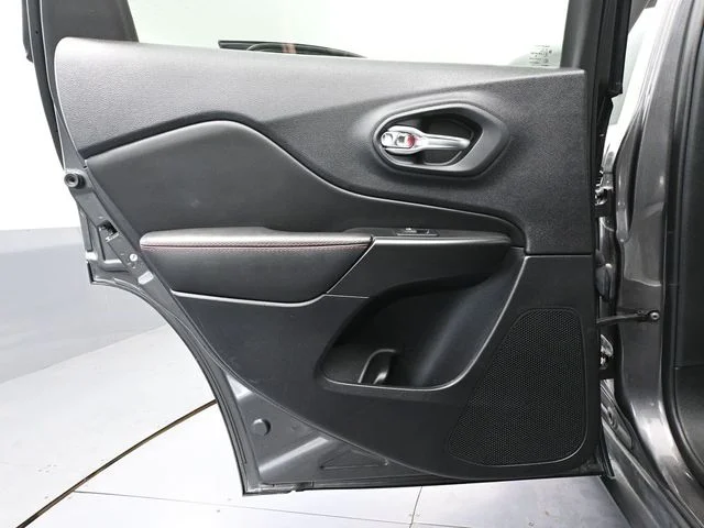 2022 Jeep Cherokee Trailhawk - Photo 34