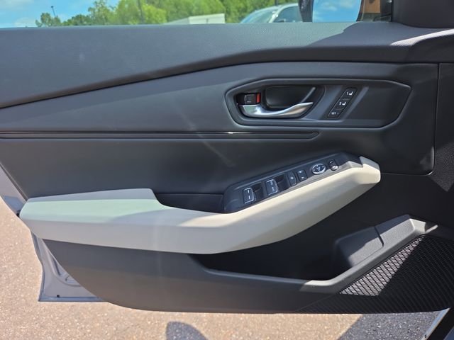 2025 Honda Accord Hybrid EX-L - Photo 8