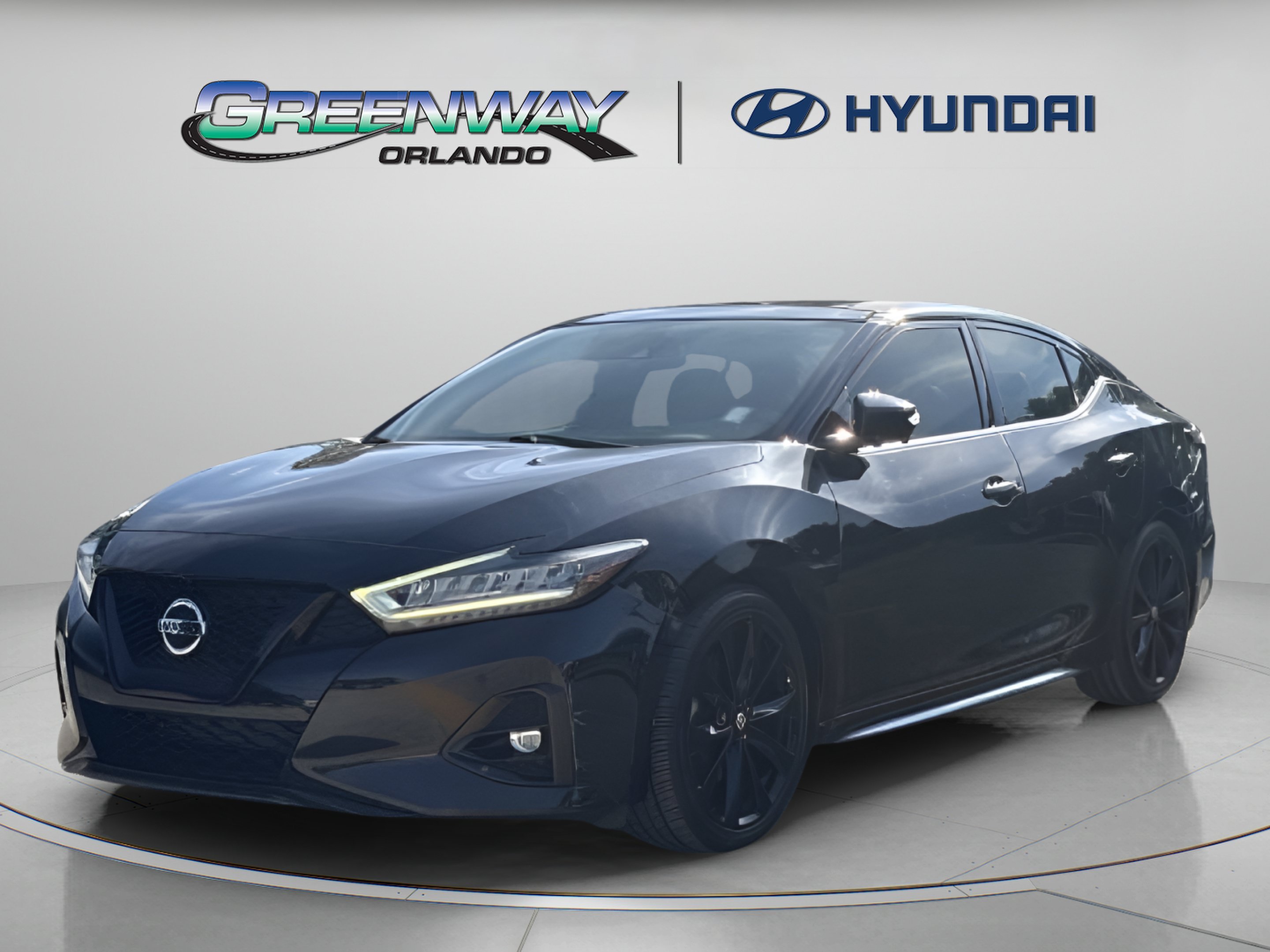 2021 Nissan Maxima SR - Photo 3