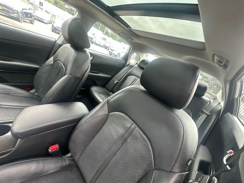 Used 2020 Silver Kia EX Premium image 11